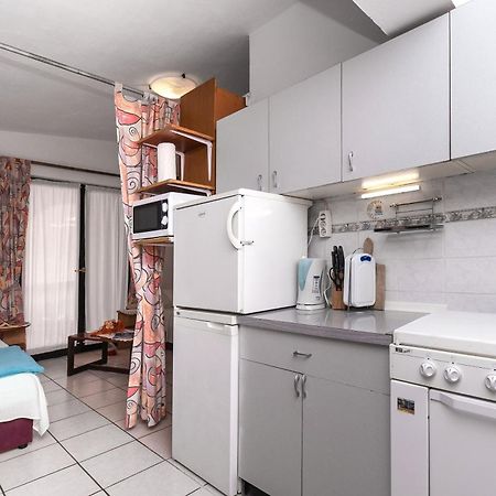 Apartments Stefani Vir Eksteriør bilde